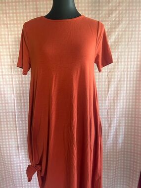 Zenana Outfitters Maxi Dress in Rust Red